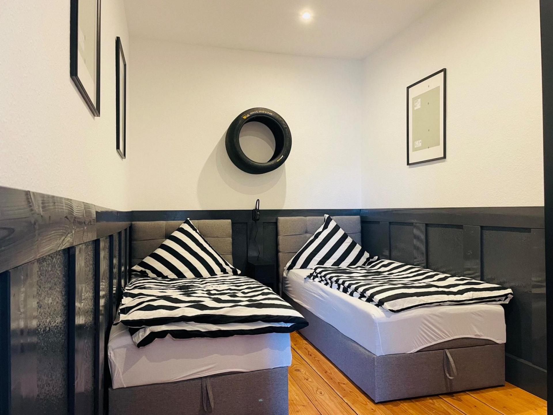 Schlafzimmer 1 unten